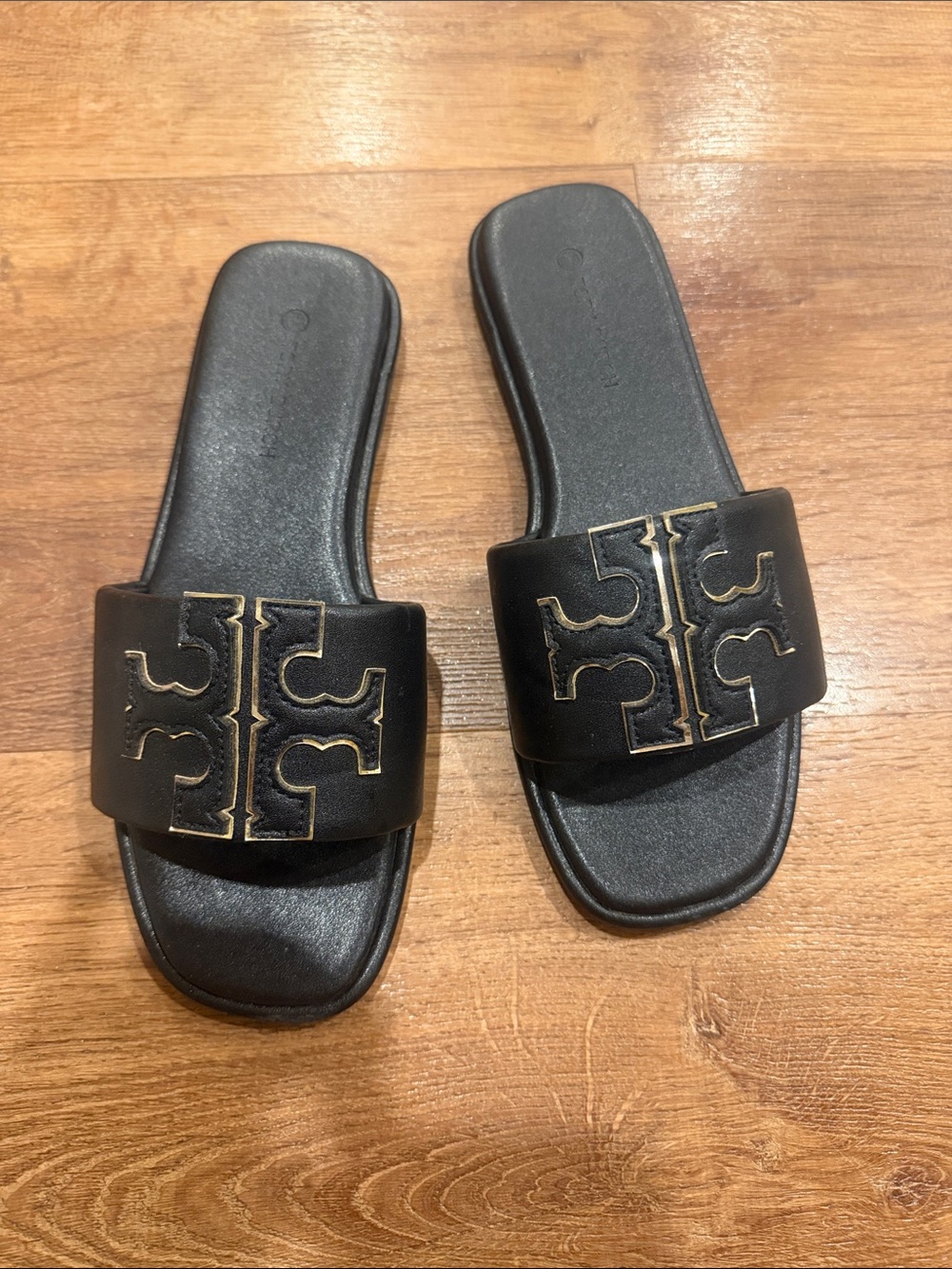 size 39 Tory Burch Black Slide Sandals with Gold Logo Accent